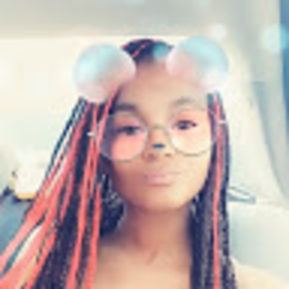 Meet your Posher, Naomi